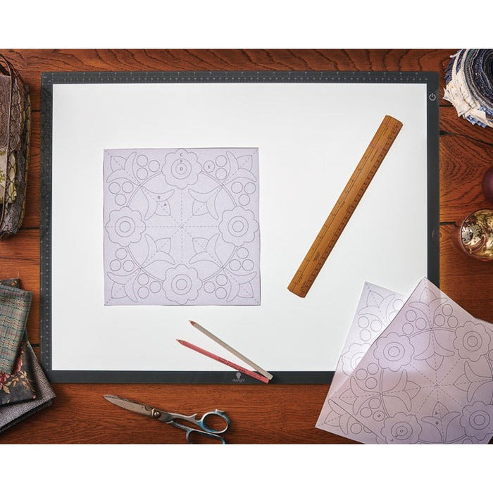 Daylight Wafer 3 Lightbox