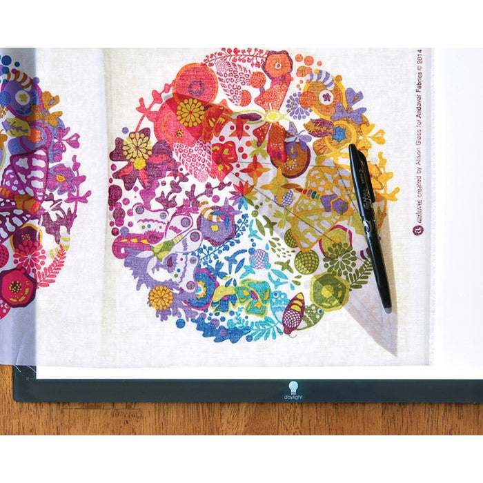 Daylight Wafer 2 Lightbox